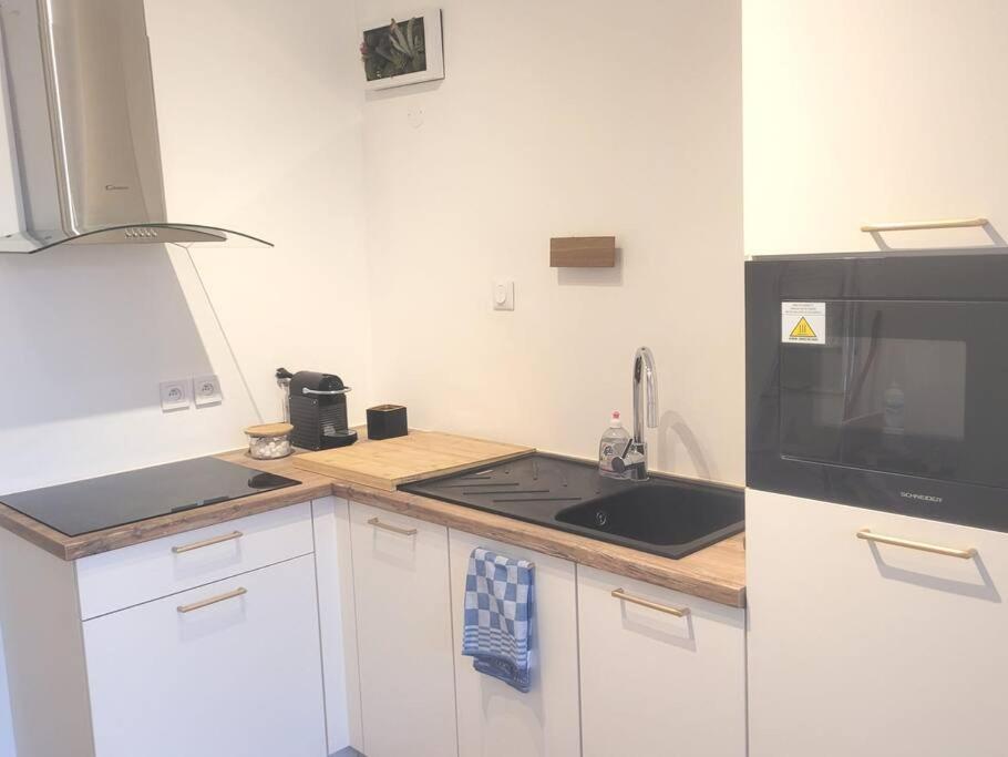 Le Paseo Apartment Troyes Bagian luar foto